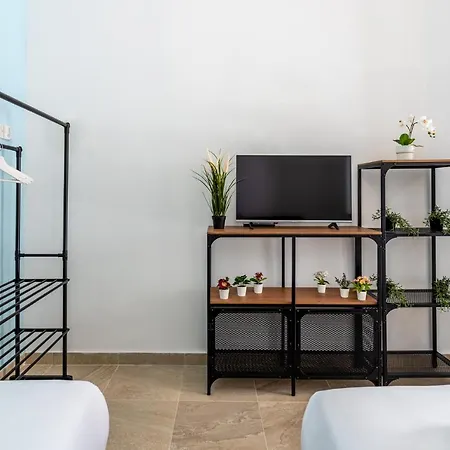 Simba In W/ Terrace Apartment