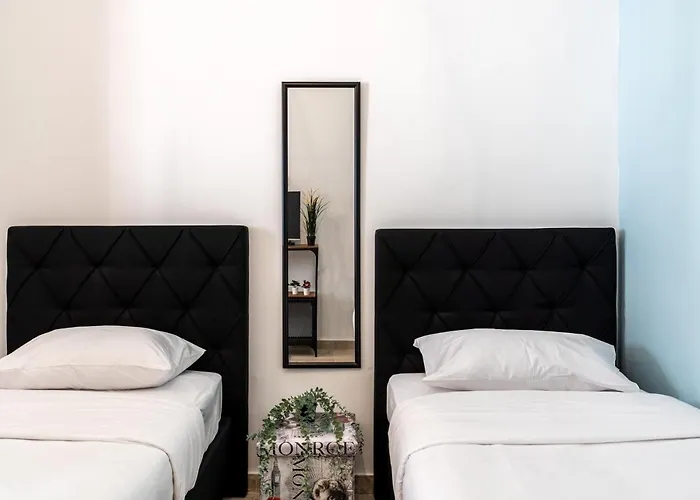 Simba In W/ Terrace アパート *