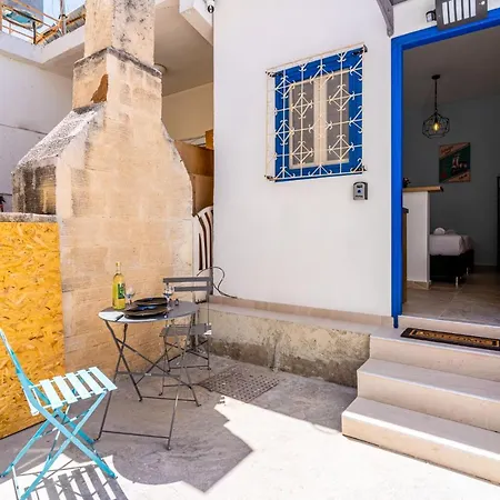 Simba In W/ Terrace Apartament *